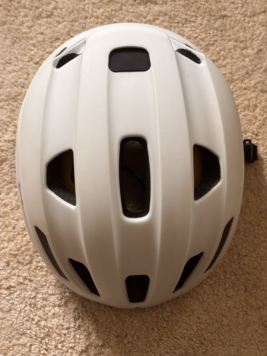 Specialized Casques: Casque de vélo Specialized MIPS – D'occasion à Romainmôtier par val_r8sn 5