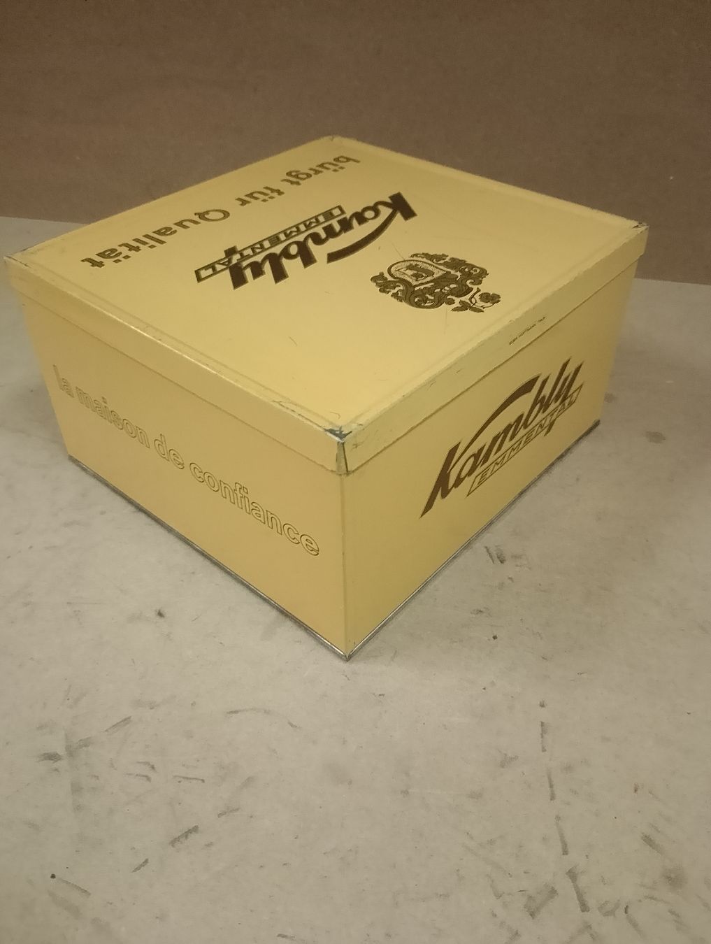 Contenitori & Simili: Biscuitsdose von Kambly Emmental / Blechdose – Usato da Safenwil venduto da dodgewc12 6