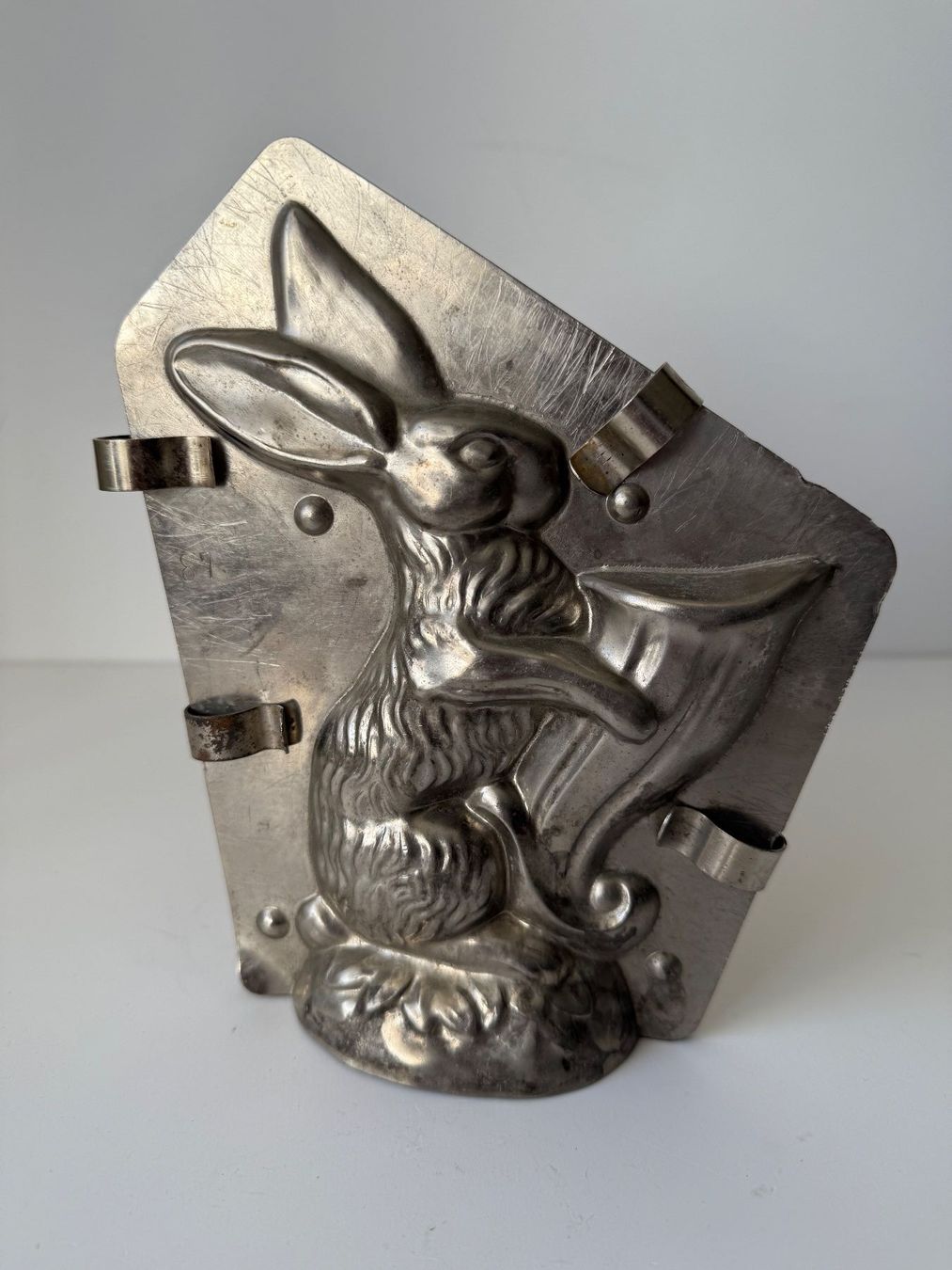 Teglie da forno: Antike Schokoladenform Osterhase – Usato da Zwingen venduto da moje1