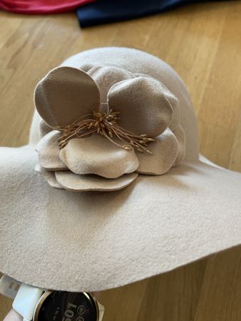 Hut Schicker Damenhut beige, Wolle, mit breiter Krempe