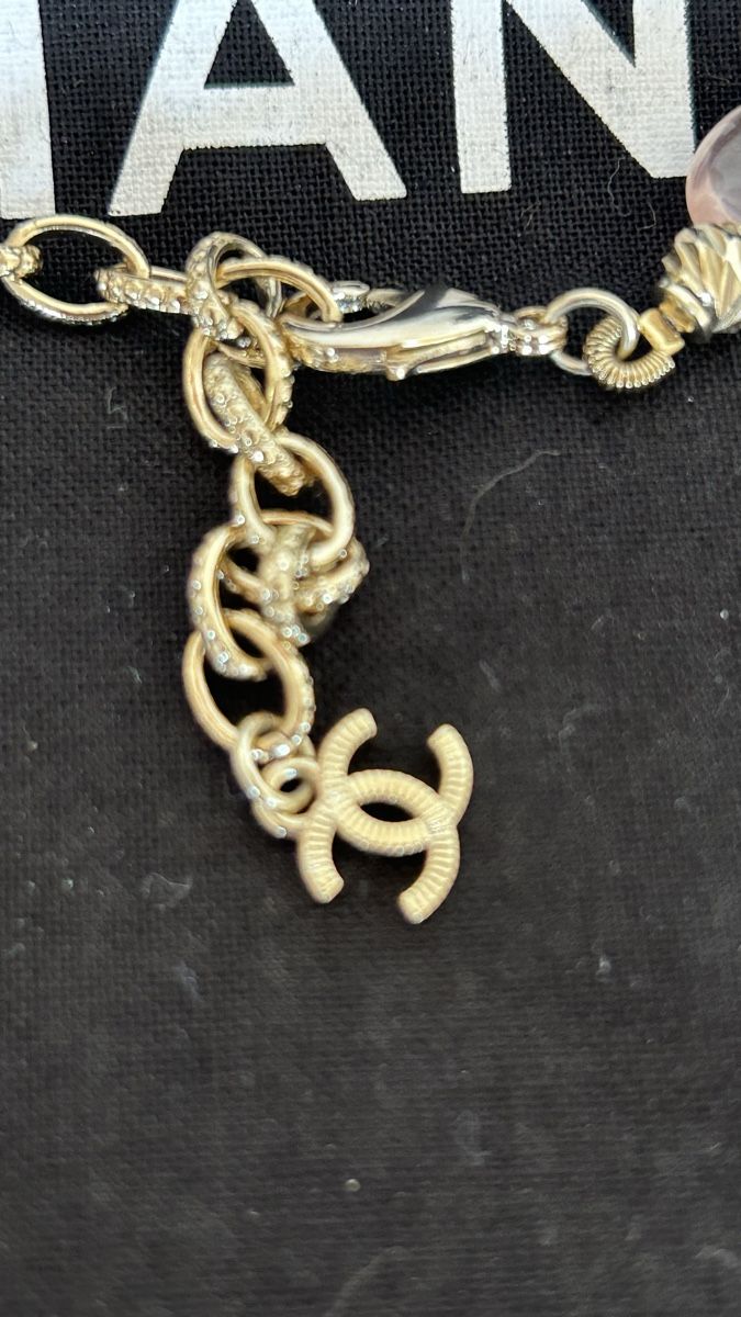 Chanel Ketten: Collier Chanel dès 1 / Ab 1 fr – Gebraucht aus Arzier-Le Muids von kaczuszka 3