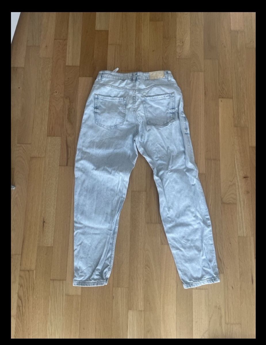 Jeans: Jeans hellblau in  Grösse 36  – Usato da St. Gallen venduto da chr_275x 2