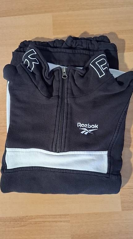 Pullover & Sweatshirts: Sweat Reebok Classic – Gebraucht aus Fleurier von die_gg95 4