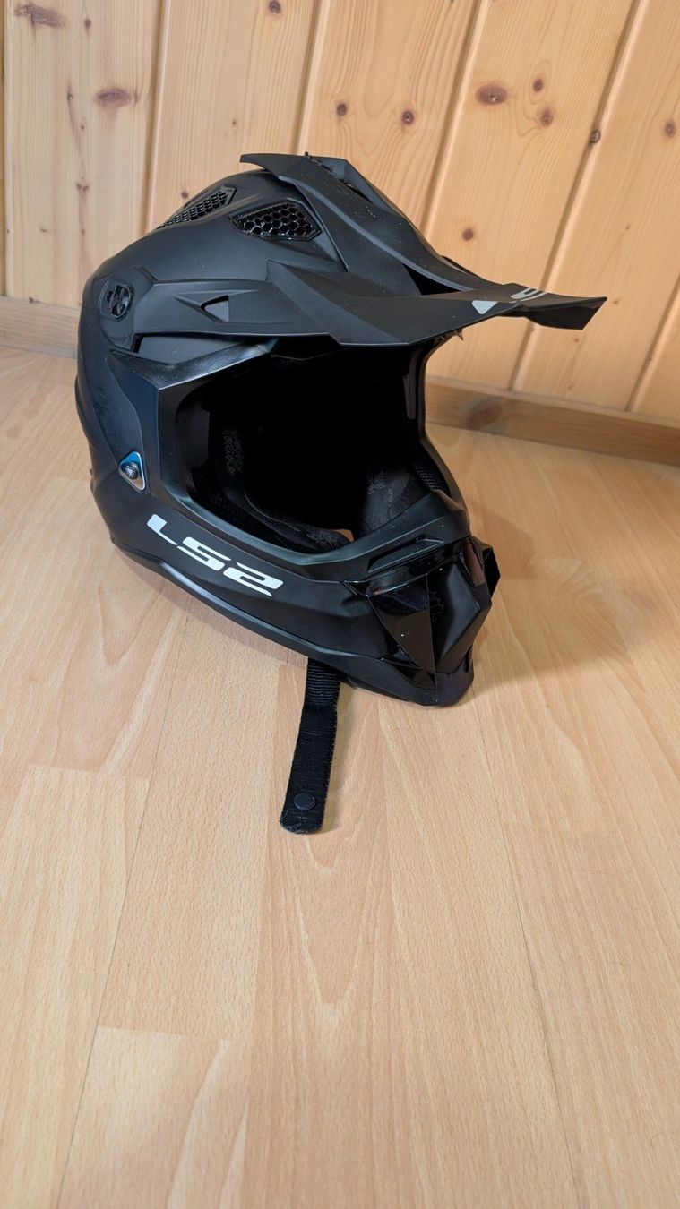 Caschi & visiere: Helm: LS2 Subverter (Motocross) – Usato da Gsteigwiler venduto da Thor86