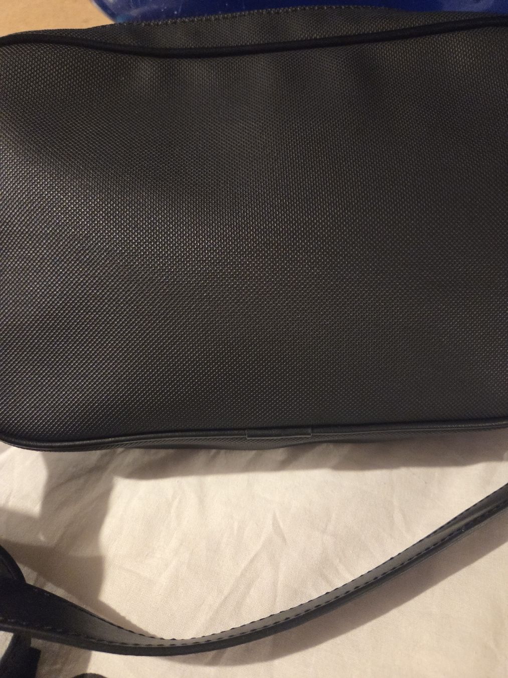Lacoste Borse: Sac Lacoste noir bandoulière – Nuovo (secondo la descrizione) da Brügg BE venduto da man_xyd9 1