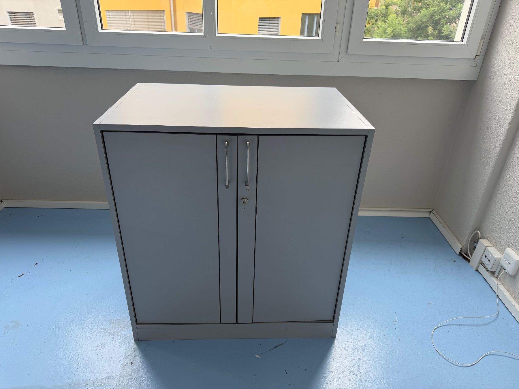 Armadi: Schrank Metall grau – Usato da Zürich venduto da mar_hs6l