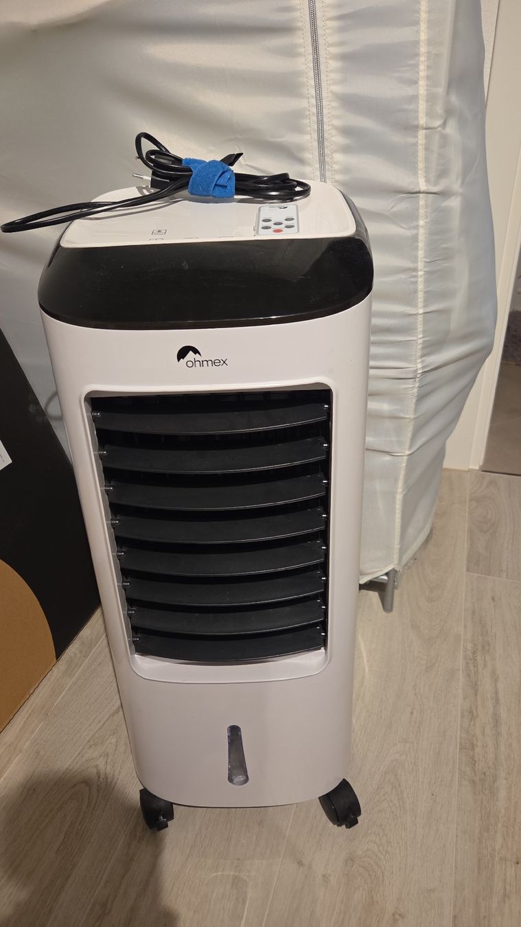 Ohmex Ventilatoren: Ohmex raffrescatore ad acqua con telecomando - ottimo stato – Gebraucht aus Davesco-Soragno von Andylions