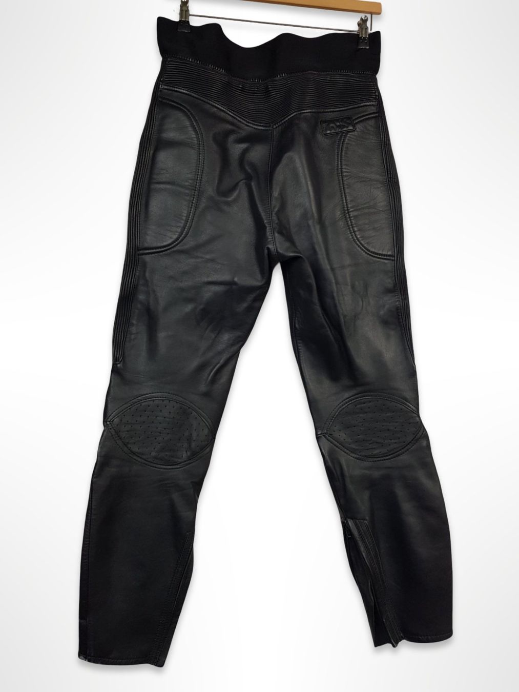 IXS Pantaloni: iXS Motorradhose Gr. 50, Echtes Leder schwarz – Usato da Suhr venduto da Restwert_Suhr 1