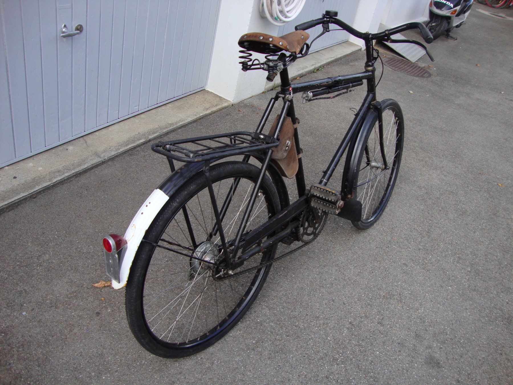 Schweizer Armee Velos: Militärvelo – Gebraucht aus Thun von Velo-7 3
