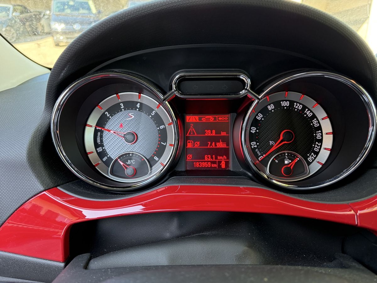 Opel Autos: Opel Adam S  – Défectueux à Günsberg par higa4524 3