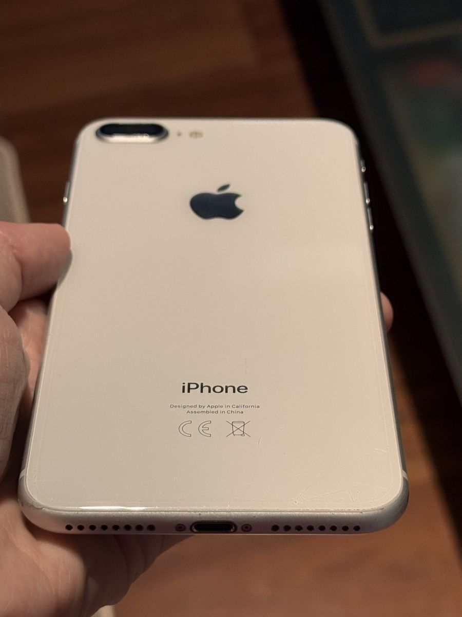 Apple Handys / Smartphones: Apple iPhone 8 Plus, White, 256 GB – Gebraucht aus Ponte Capriasca von lev002s 7