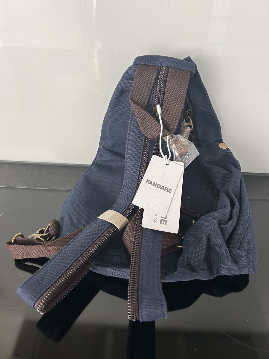 Rucksäcke: Rucksack / Brusttasche – Neu und originalverpackt aus Flawil von Mien2013 3