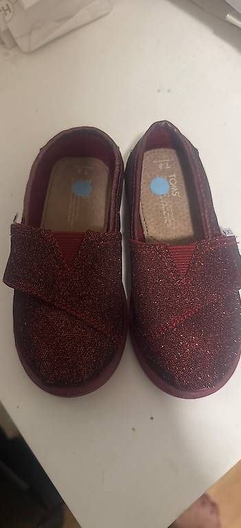 Scarpe per ragazzi: Toms Neu Schuhe  – Usato da Toffen venduto da Ams2920