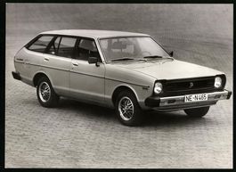 Fotografie Auto Datsun Sunny Traveller, 