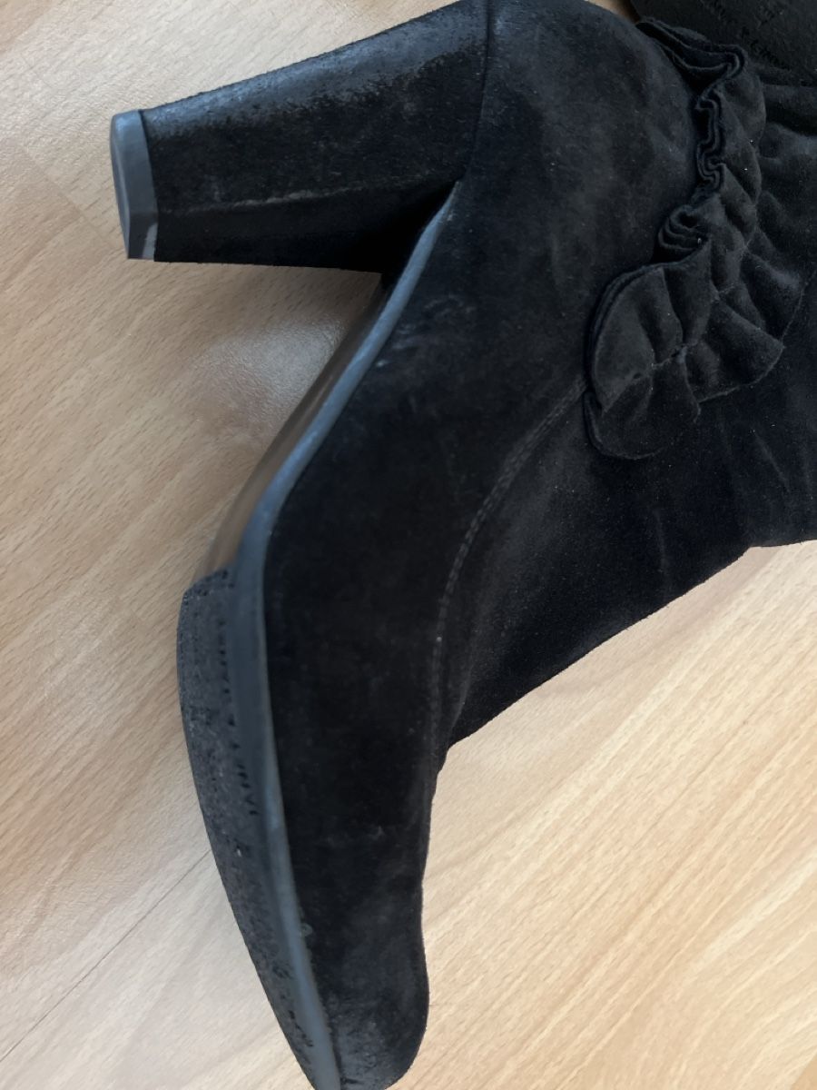 Scarpe da donna: Stiefelette aus echt Wildleder – Usato da Zell ZH venduto da Spring1509 1