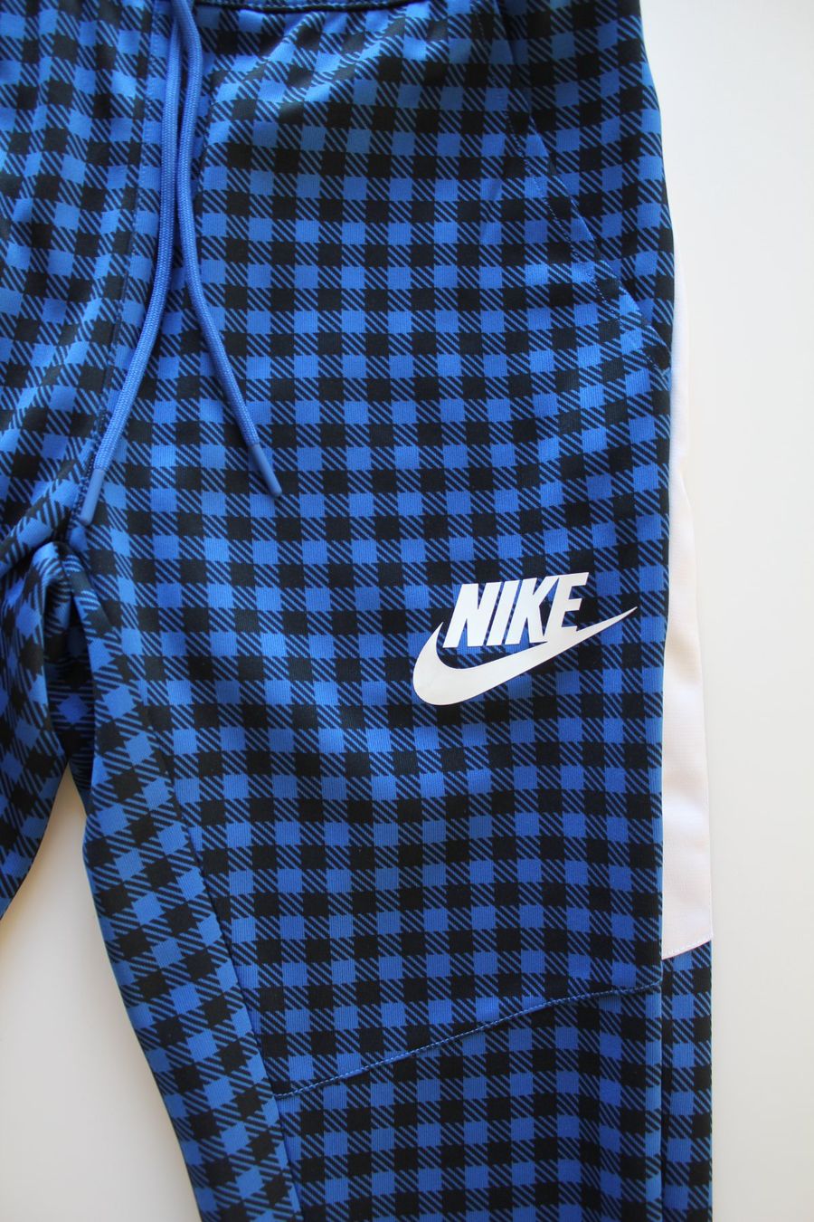 Nike Pantaloni: Pantalon Nike t. XS – Usato da Peseux venduto da Gilloss 6