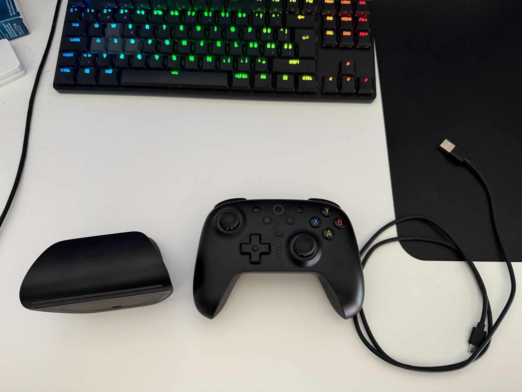 8BitDO Controller: 8BitDo Ultimate 2 Wireless Controller – Gebraucht aus Schlieren von bar_c8nm