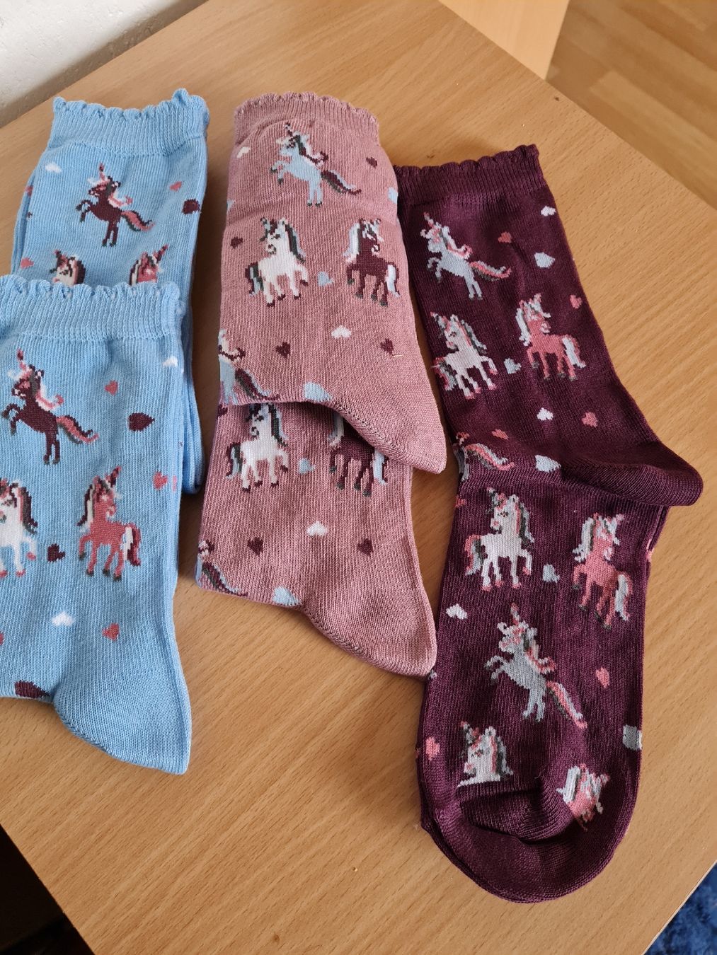 Socken für Kinder: Neue Kindersocken Gr.35/38 – Neu (gemäss Beschreibung) aus Döttingen von Verkauf