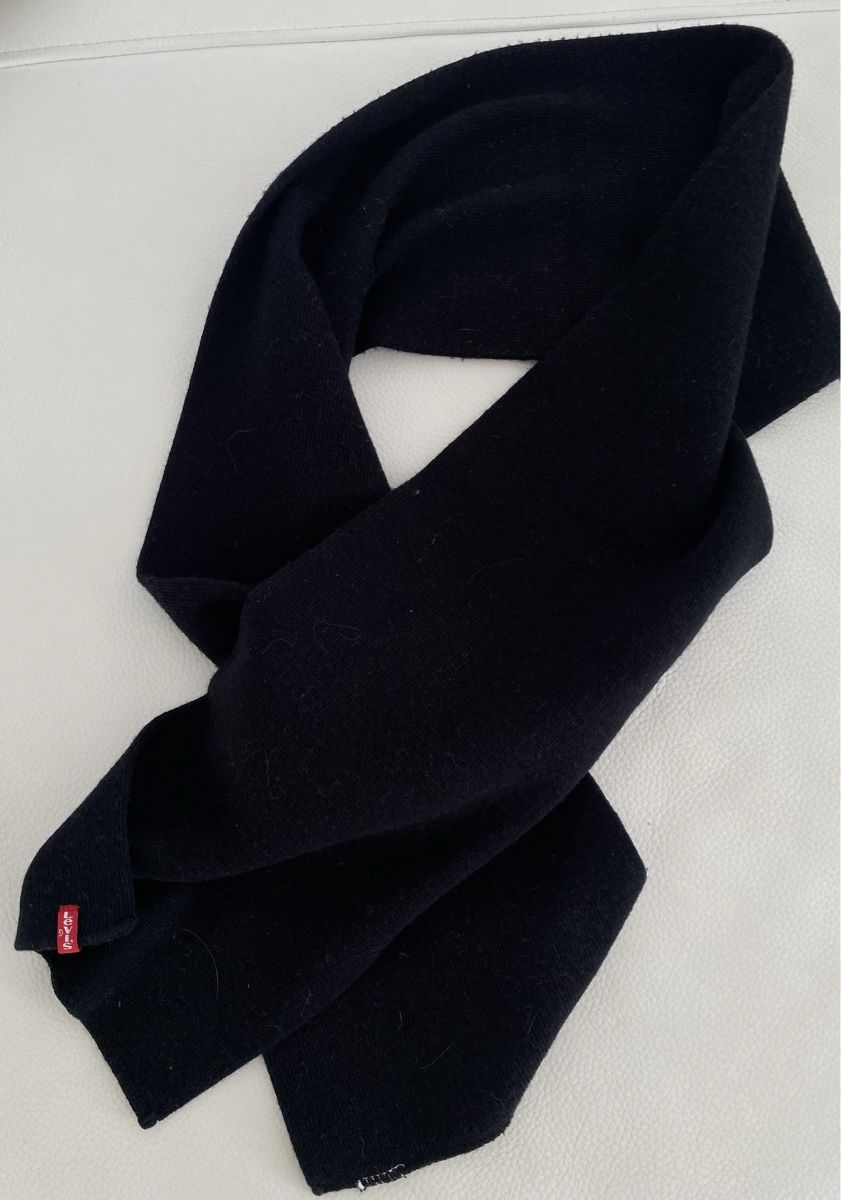 Foulards, Tücher & Schals: Levis Schal – Gebraucht aus Opfikon von Luis144 1