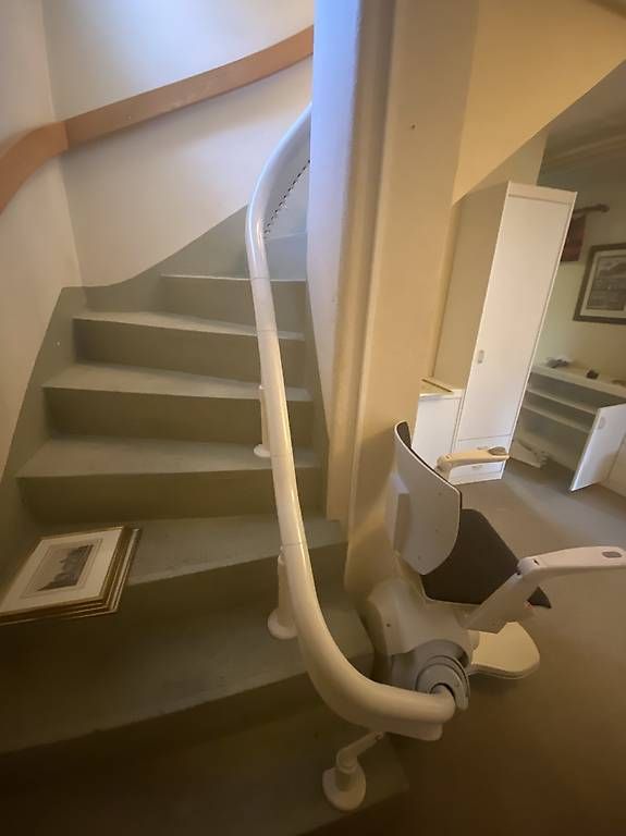 Treppen: Sitzlift Treppe – Gebraucht aus Sulgen von Rayru90 1