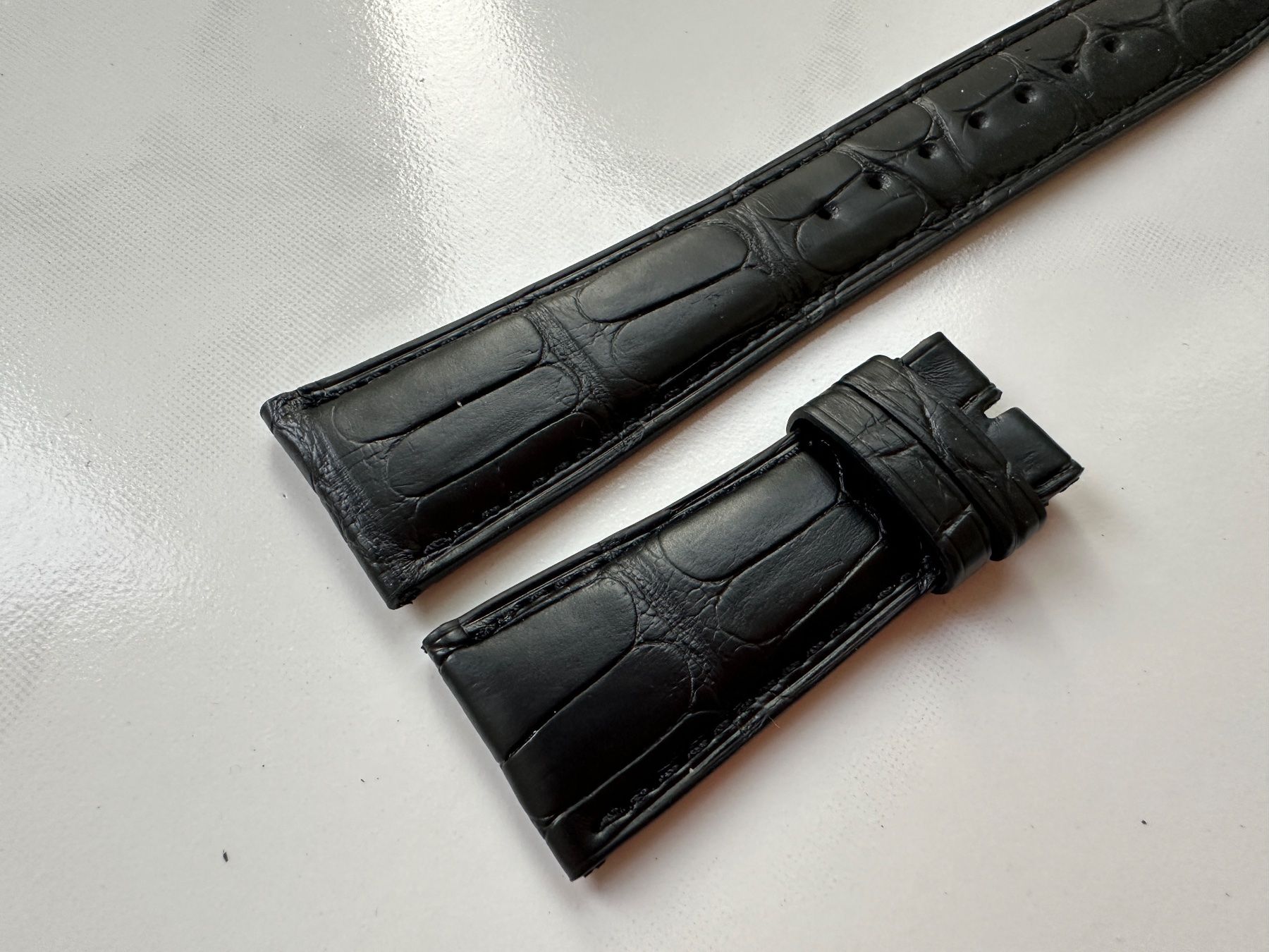 IWC Uhren: IWC Krokodillederband – Neu und originalverpackt aus Neunkirch von internet-shop 3