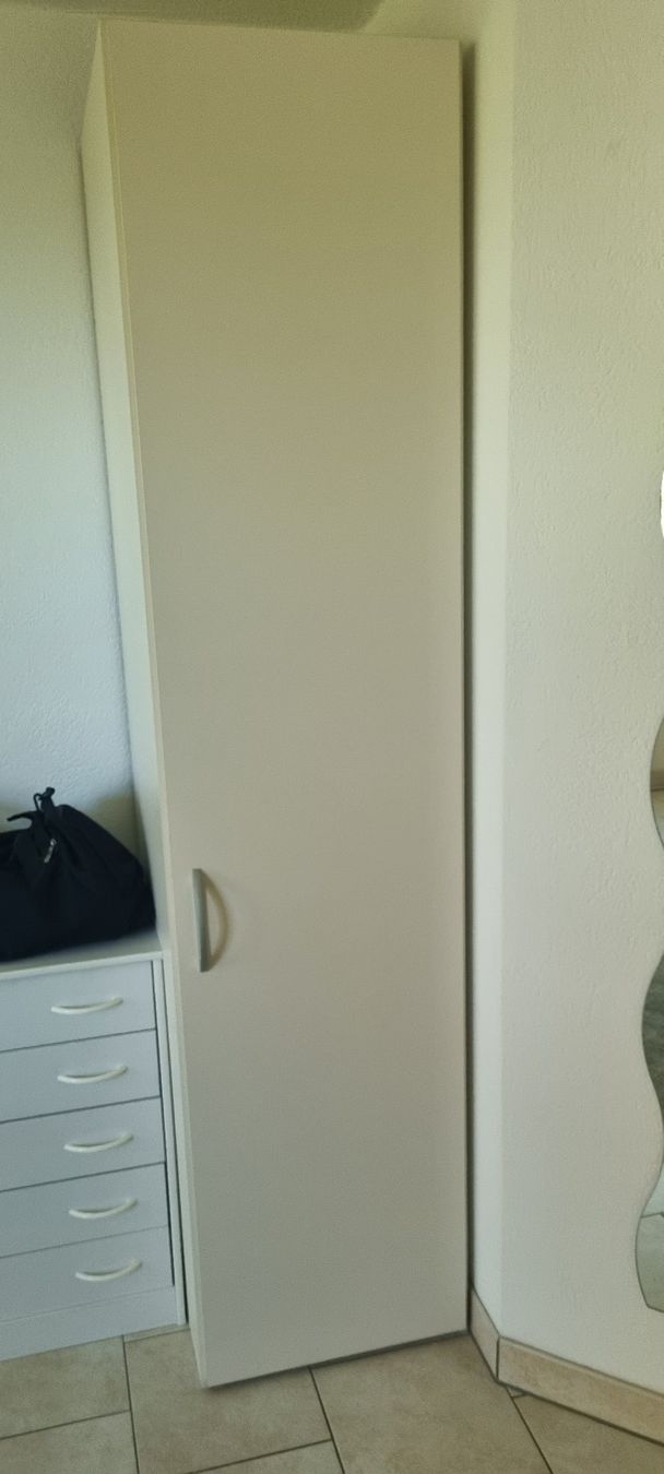 Schränke: Schrank 1-türig – Gebraucht aus Widen von Tombabs