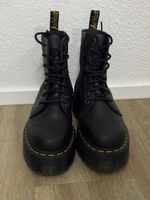 Dd. Martens