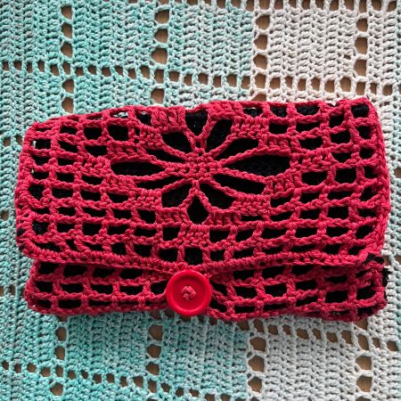 Hübsche Häkeltasche, Rot / Schwarz, aufwändiges Unikat