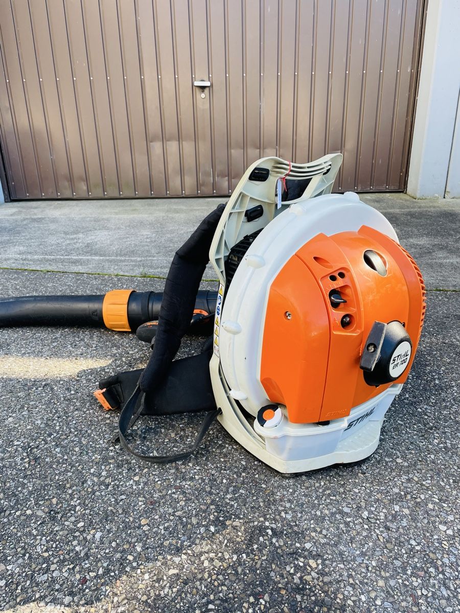 Stihl Soffiatori & Aspiratori per foglie: Laubbläser Stihl BR 700 professionell – Usato da Würenlos venduto da Shop_Shop 2