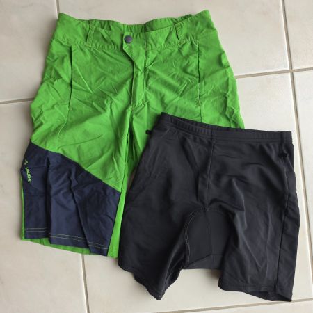 Tolle, bequeme Vaude Bikehosen inkl. Inlet Gr. 146/152