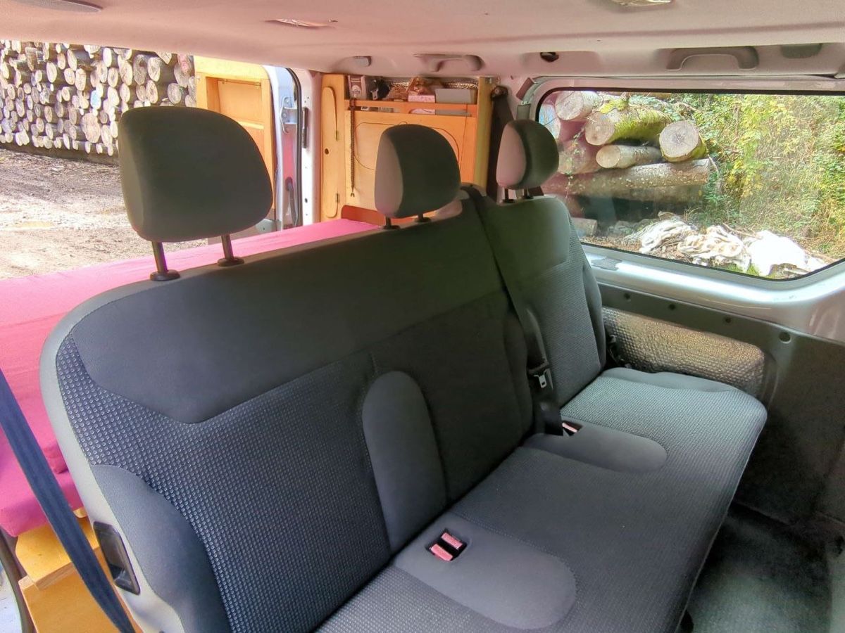 Opel Veicoli da campeggio: Opel Vivaro 2.5 cdti Camper – Usato da Biel/Bienne venduto da balurdo 6