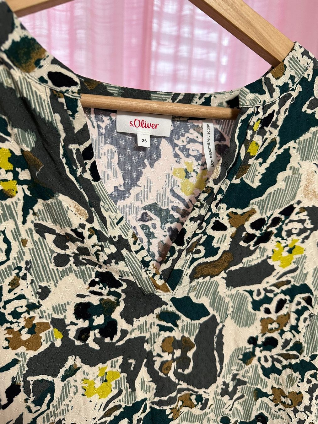 Lotti di vestiti: Frauenkleider grösser S & M – Nuovo (secondo la descrizione) da Bülach venduto da benjamin319 7