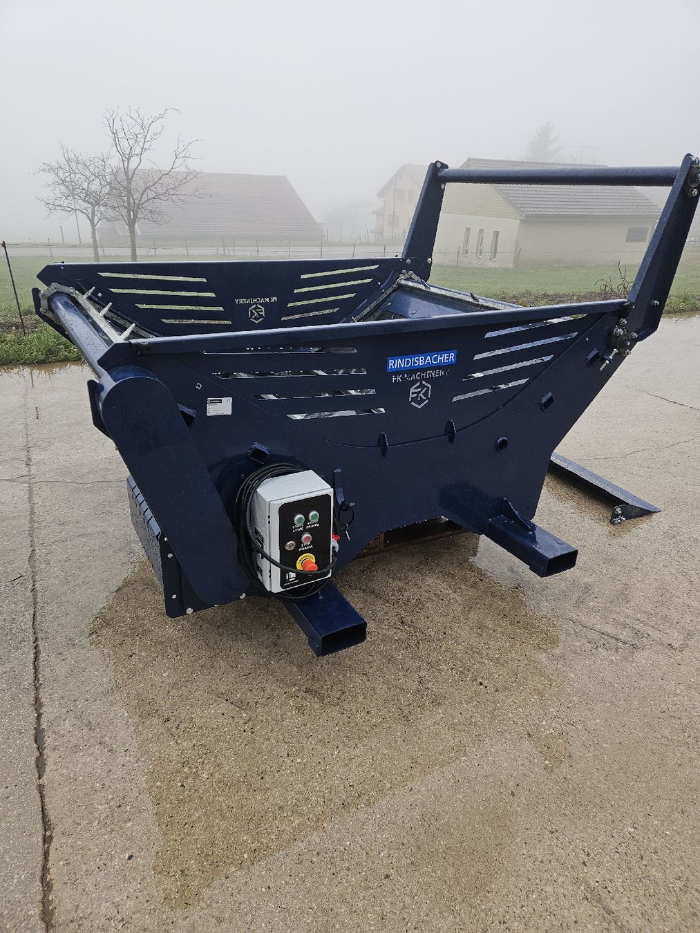 Tutte le macchine: derouleuse a balle ronde électrique – Usato da Berolle venduto da ford8830
