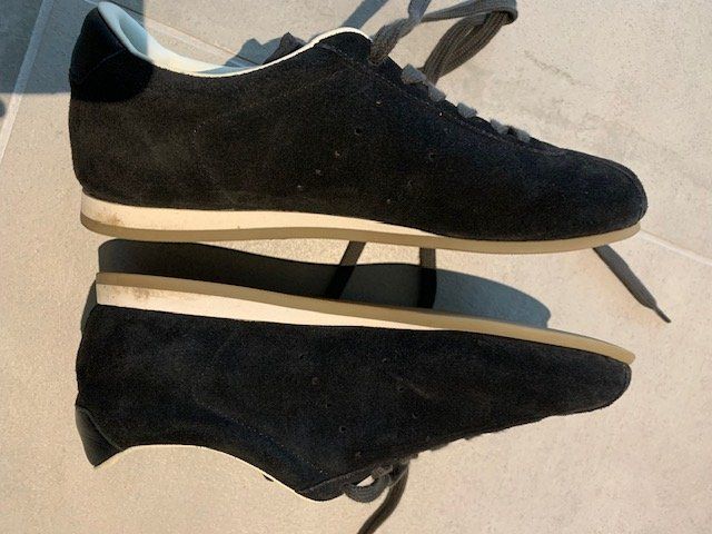 Scarpe da donna: Basquettes en daim noir de Common Projects T.36- 36.5 – Nuovo (secondo la descrizione) da St-Aubin-Sauges venduto da Juliezan 3