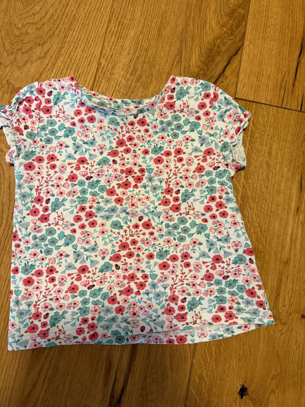 C&A Hemden, T-Shirts & Polos: Kinder T-Shirt Grösse 92 / 98 C&A – Gebraucht aus Ebikon von Dorfschmid