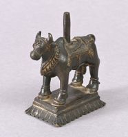 Antike Nandi Stier Figur aus Bronze, Indien