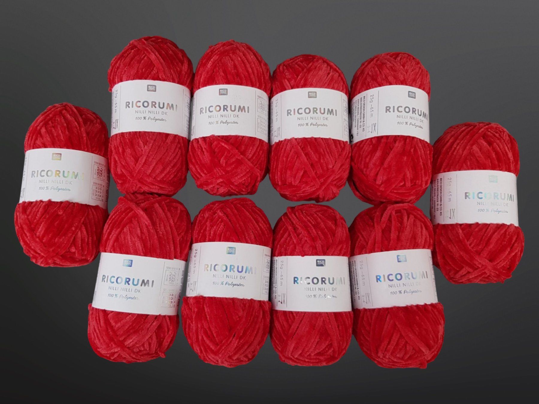 Lana: RICO DESIGN flauschiges Garn Rot 10 Stk. – Nuovo (secondo la descrizione) da Suhr venduto da Restwert_Suhr 2
