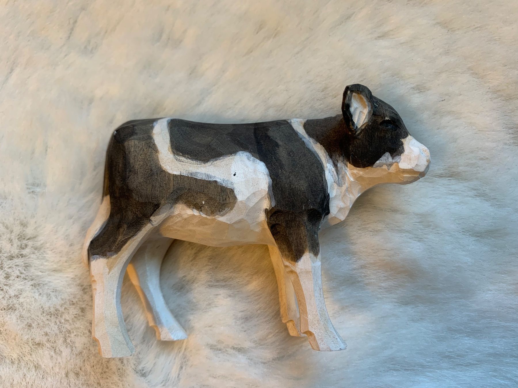 Statuette: Kalb aus Holz, handgeschnitzt, Brienz, Krippe – Usato da Kloten venduto da petrol5555