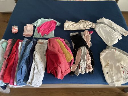 Lot de vêtements pour fille 2 ans bon état