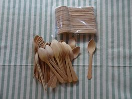 93 Stk. NEUE Einweg Kaffeelöffel aus Holz 12 cm - 226061