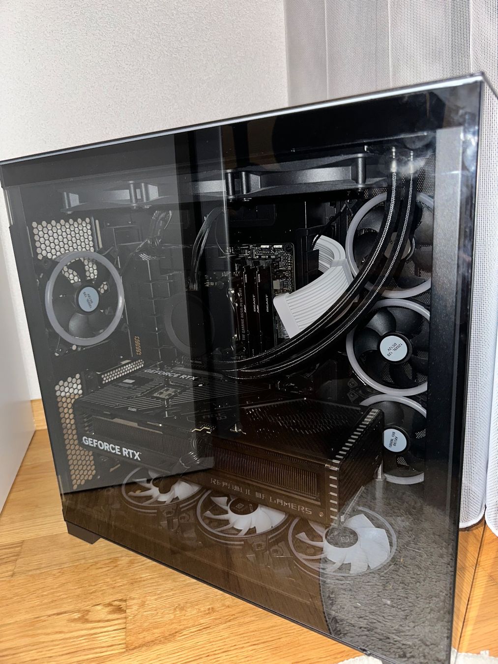 Asus PC: Gaming Pc – Usato da Grenchen venduto da leo_zq8g 1