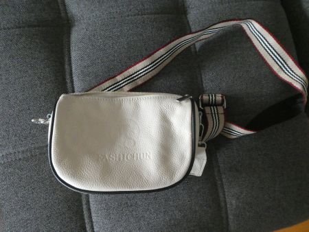 Umhängetasche beige