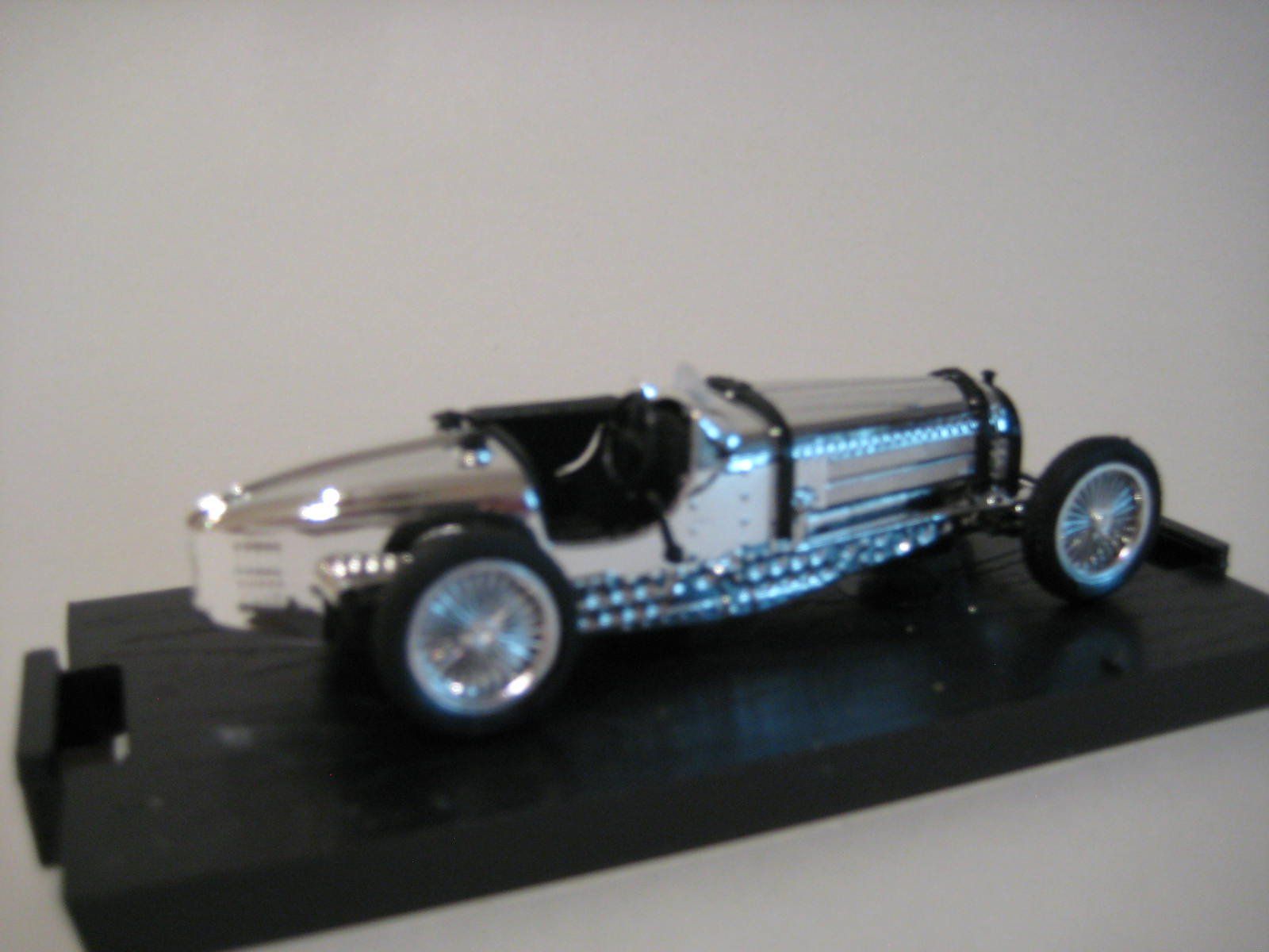 Brumm Modellini d'auto: Bugatti Type 59  argentée  édition spéciale 100 anniversaire – Nuovo e nell'imballaggio originale da Neuchâtel venduto da Philippeflecherouge 4