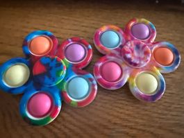 2x Fidget-Spinner: sensorisches Stressabbau Drehspielzeug