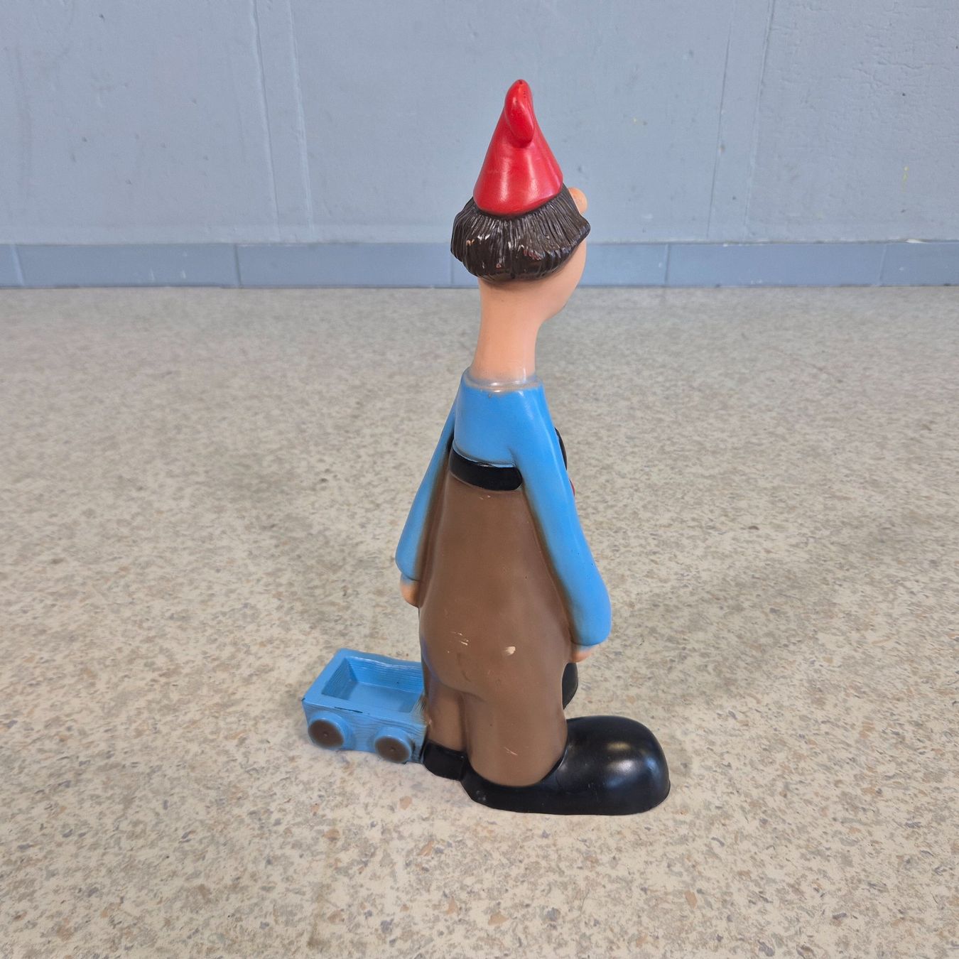 Figuren: NM Design Zwergnase Gartenzwerg Zwerg Figur – Gebraucht aus Nottwil von Wondewa-Shop 3