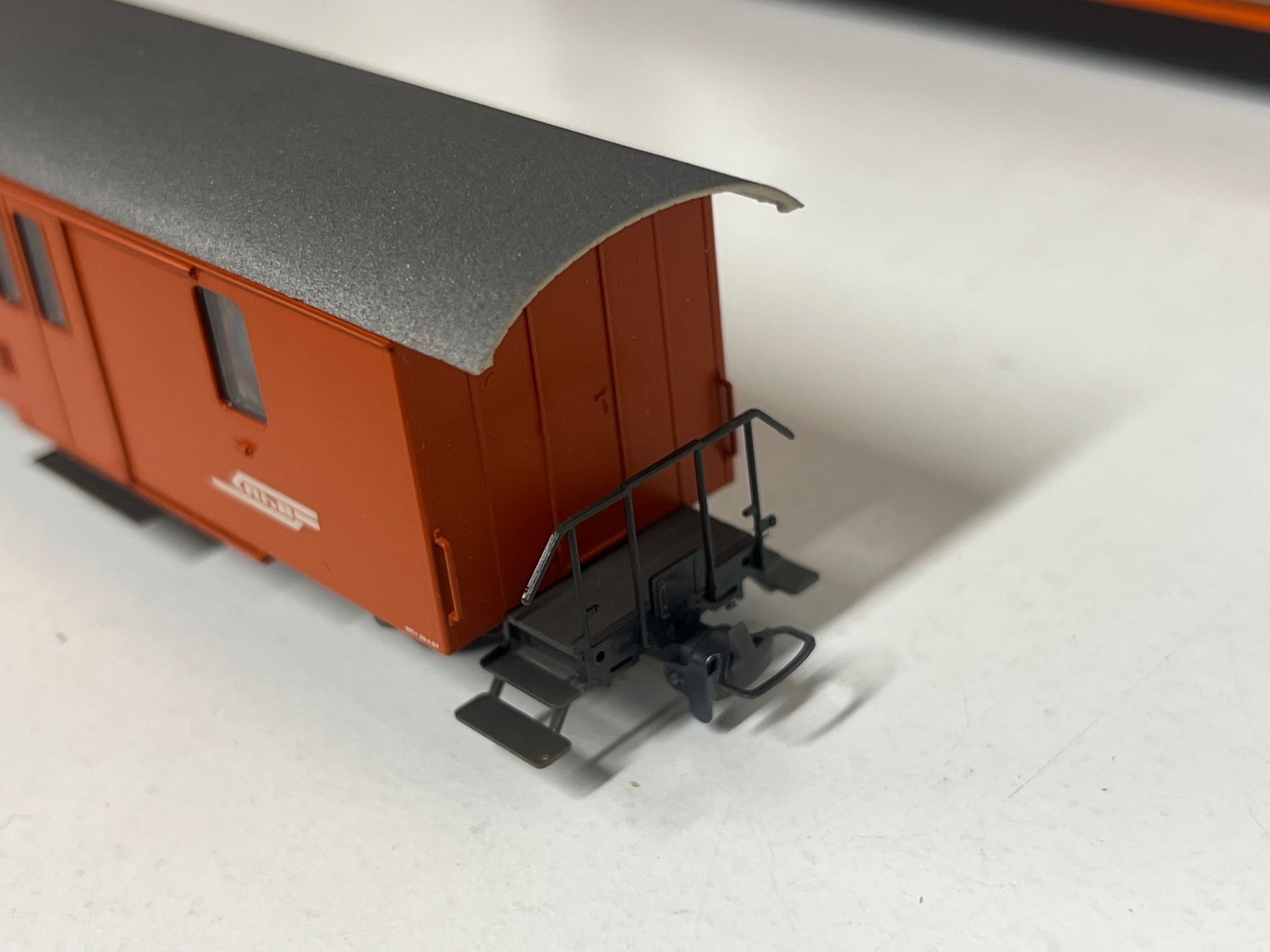 Bemo Modellini di ferrovie: Bemo Materialwagen Xk 9021 RhB H0m – Usato da Neuenhof venduto da ludovicco 5