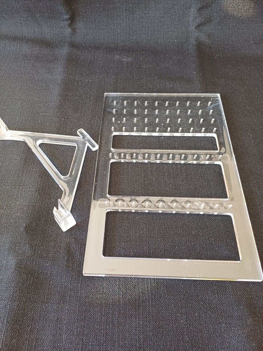 Schmuckkästen: Plexiglasständer für Ohrstecker – Gebraucht aus Küsnacht ZH von veddinge 1