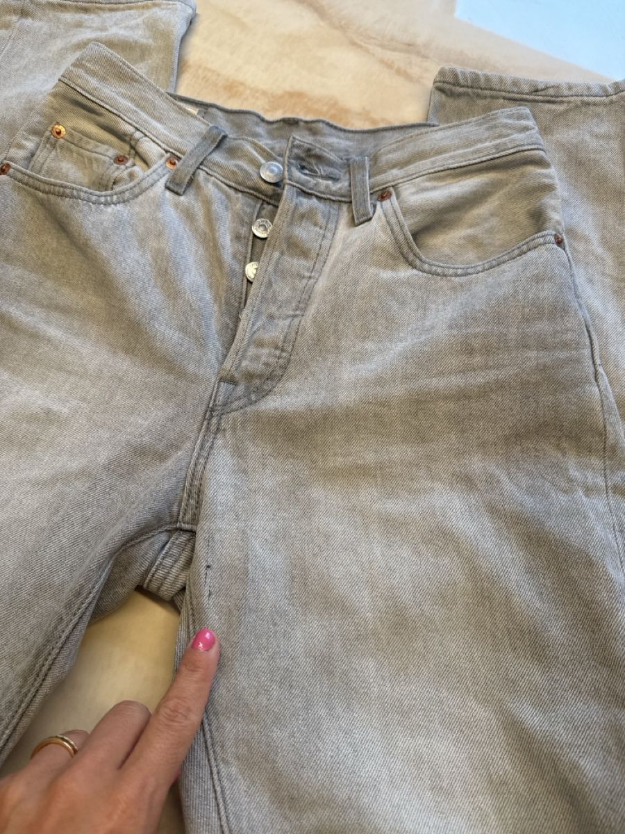 Levi's Jeans: Graue Levi's 501 Jeans Gr. W24/L30 – Gebraucht aus Embrach von shila_03 5