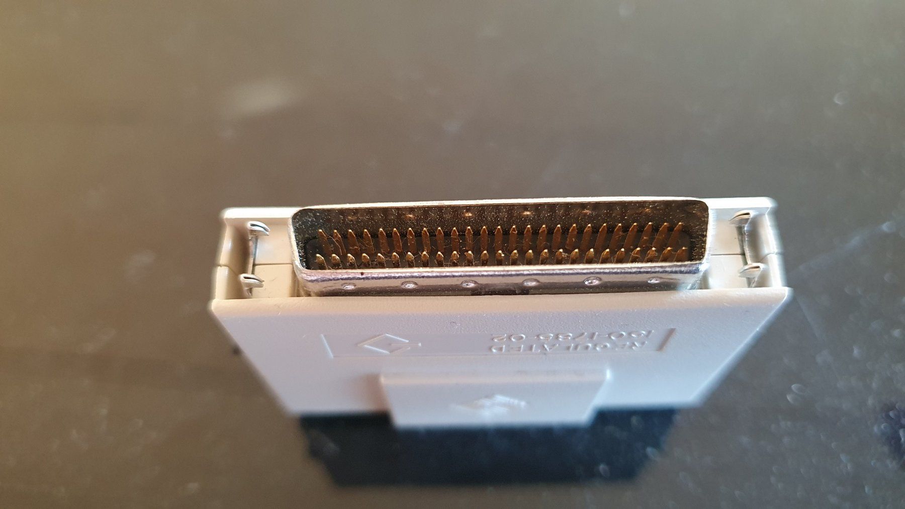Laufwerke & Adapter: Sun Microsystems 150-1785-02 SCSI Terminator – Gebraucht aus Giswil von online-Brockenhaus 3