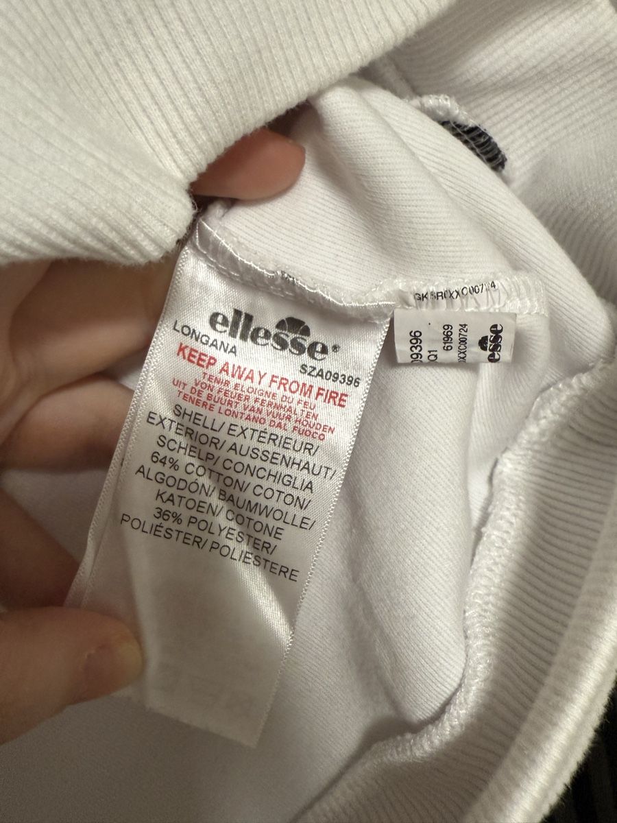Ellesse Pullover & Sweatshirts: Ellesse - Pullover mit Reflektoren- Gr. 36 – Gebraucht aus Roggwil BE von KatharinaKunz 2